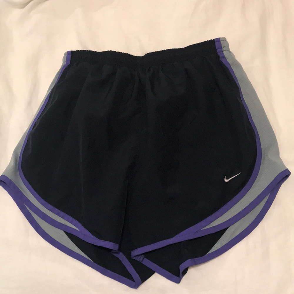 Women’s Nike tempo shorts